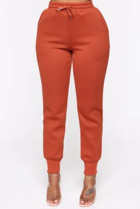 All Chills Pant - Rust