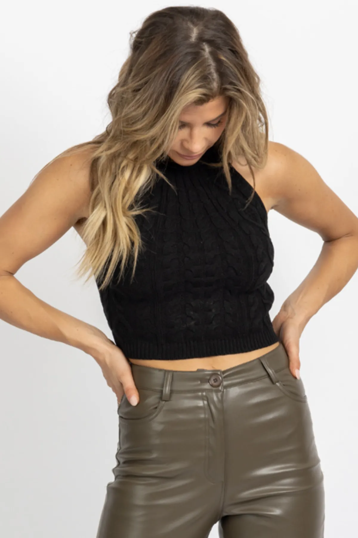 BLACK KNIT BACKLESS SELF-TIE CROP