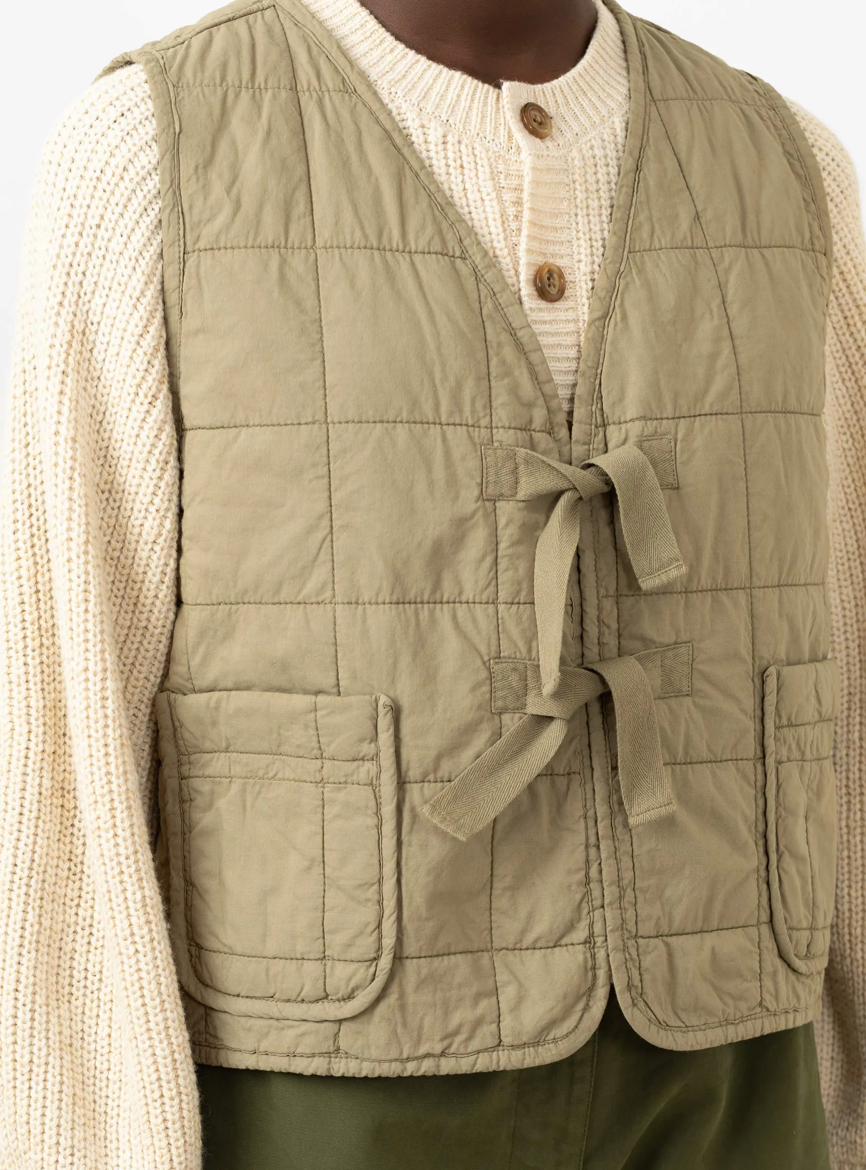 Cropped Light Padded Quilted Vest Elmwood