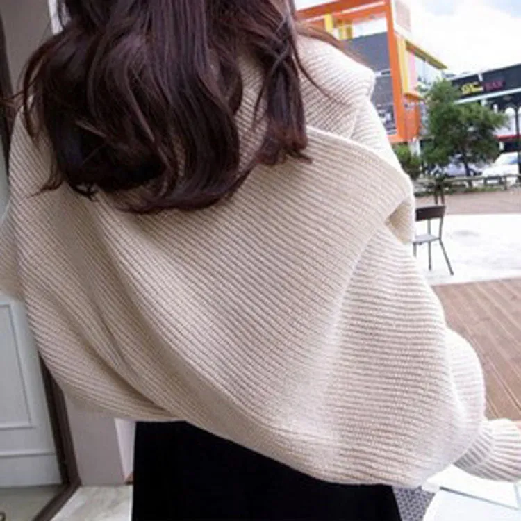 Ladie's Wool Sweater Scarf