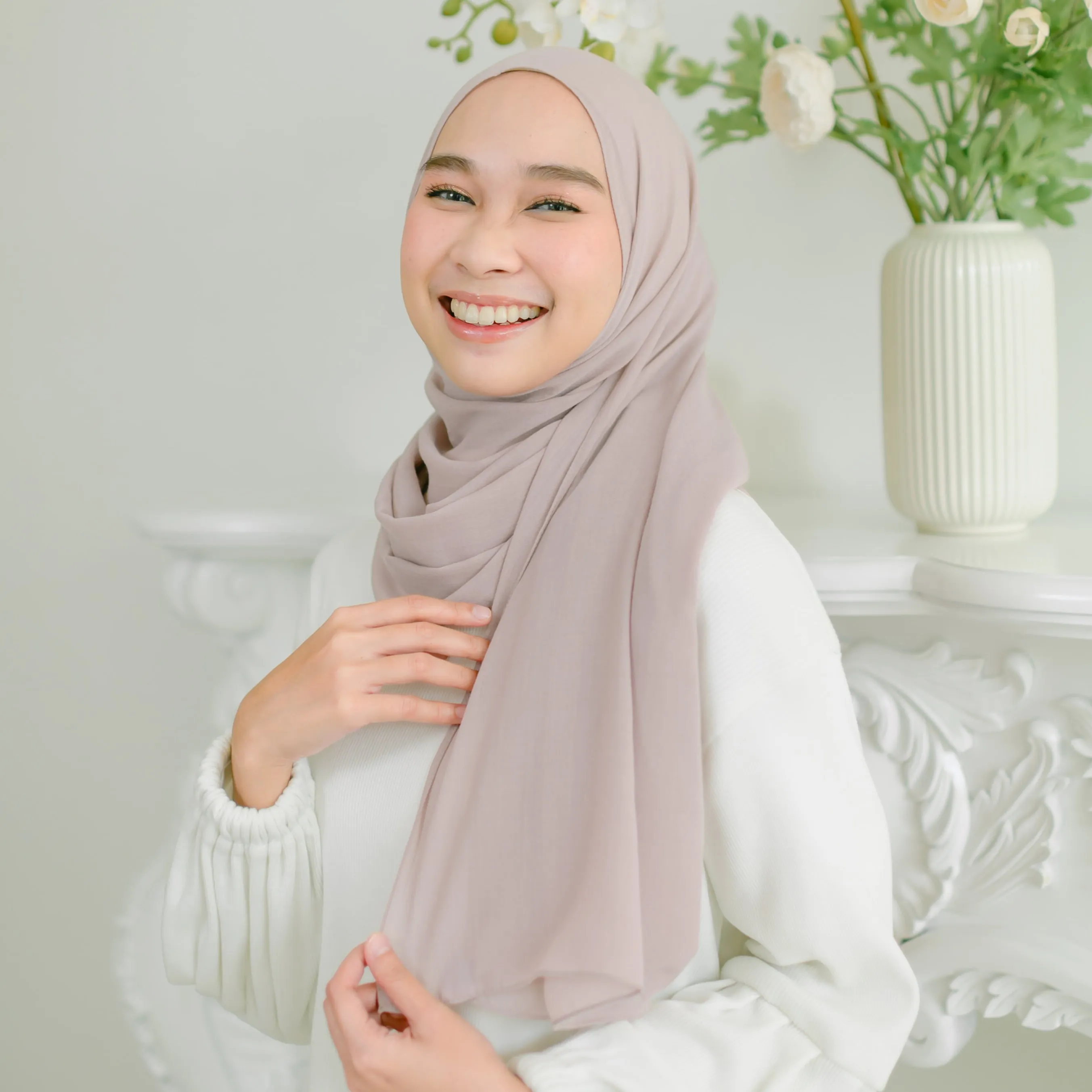 Mima Shawl Peony