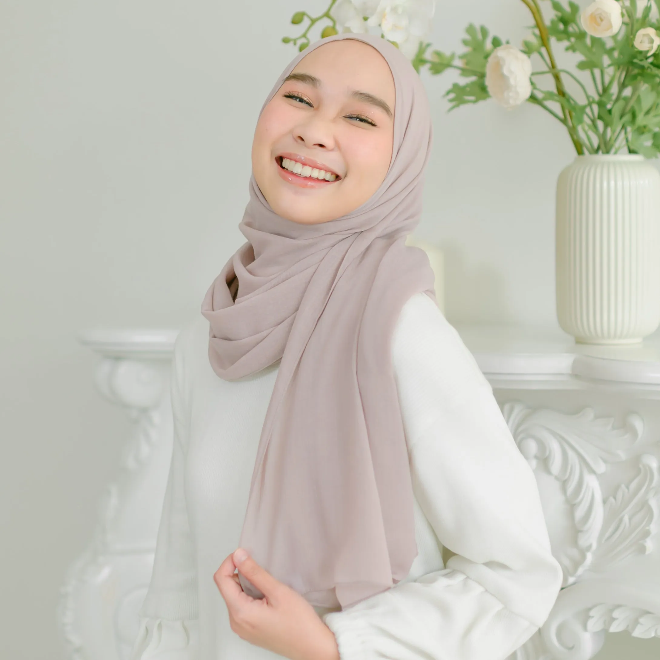 Mima Shawl Peony