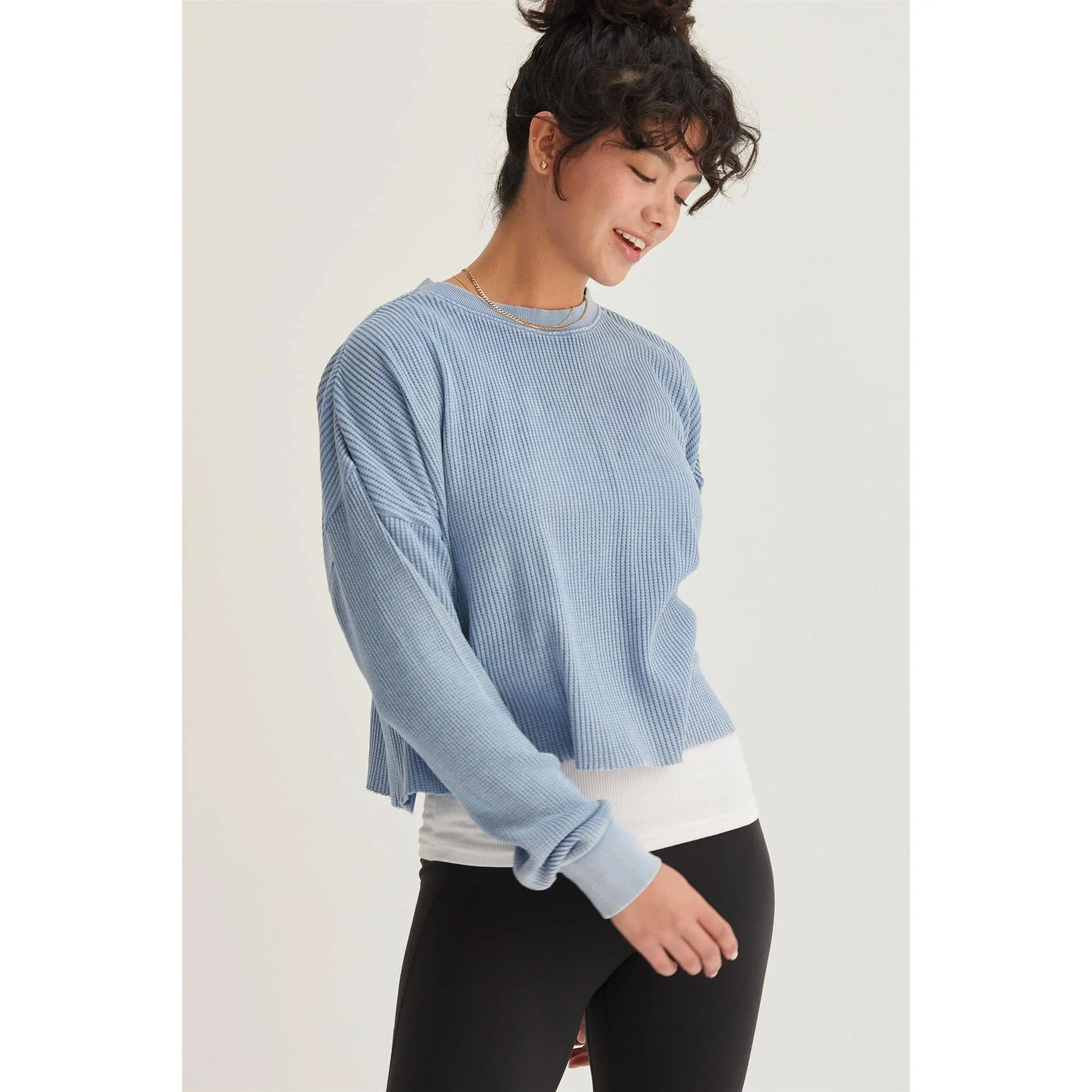 RIBBED LONG SLEEVE CROP SWEATER