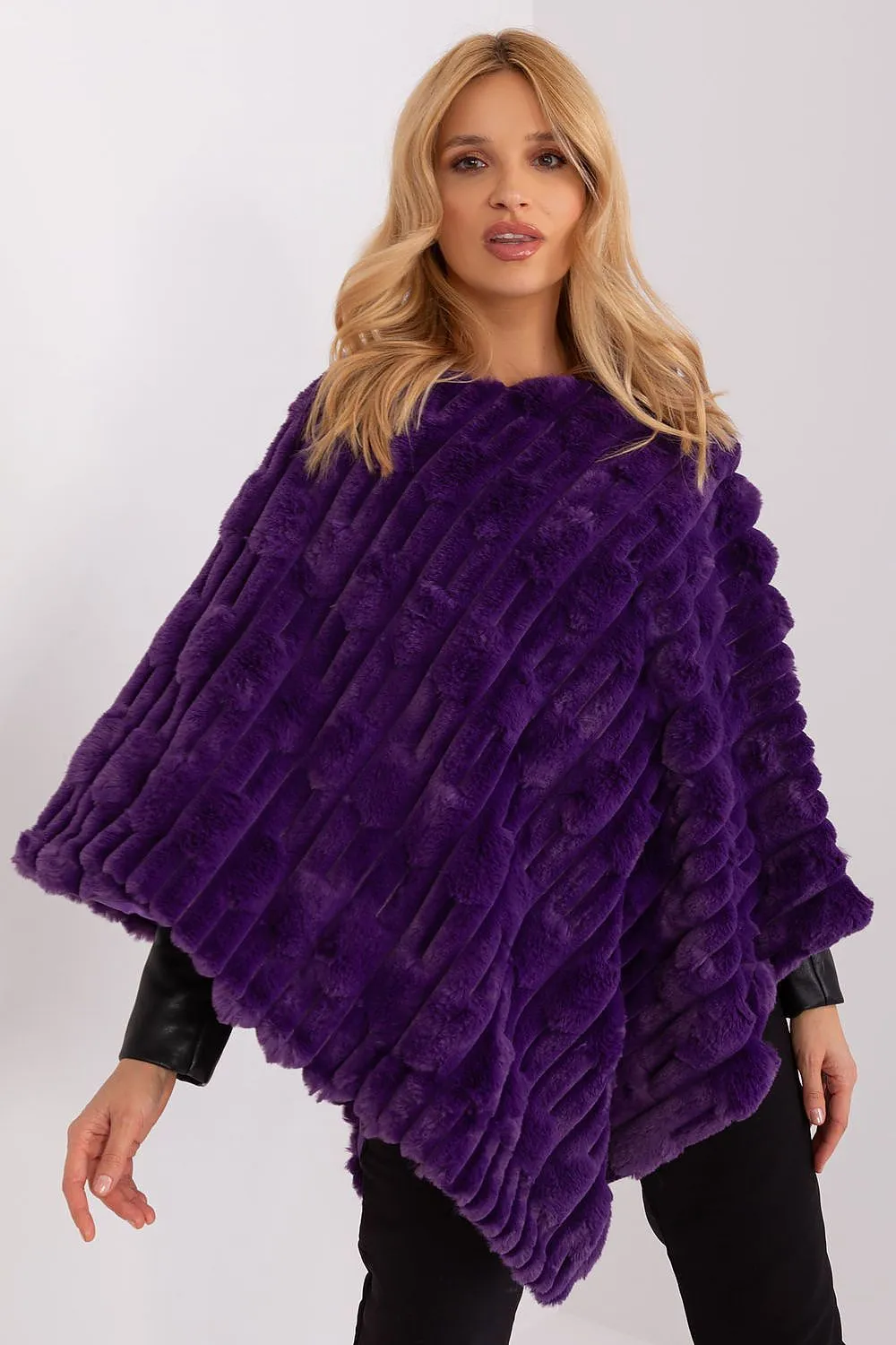 TEEK - Soft Plush Poncho