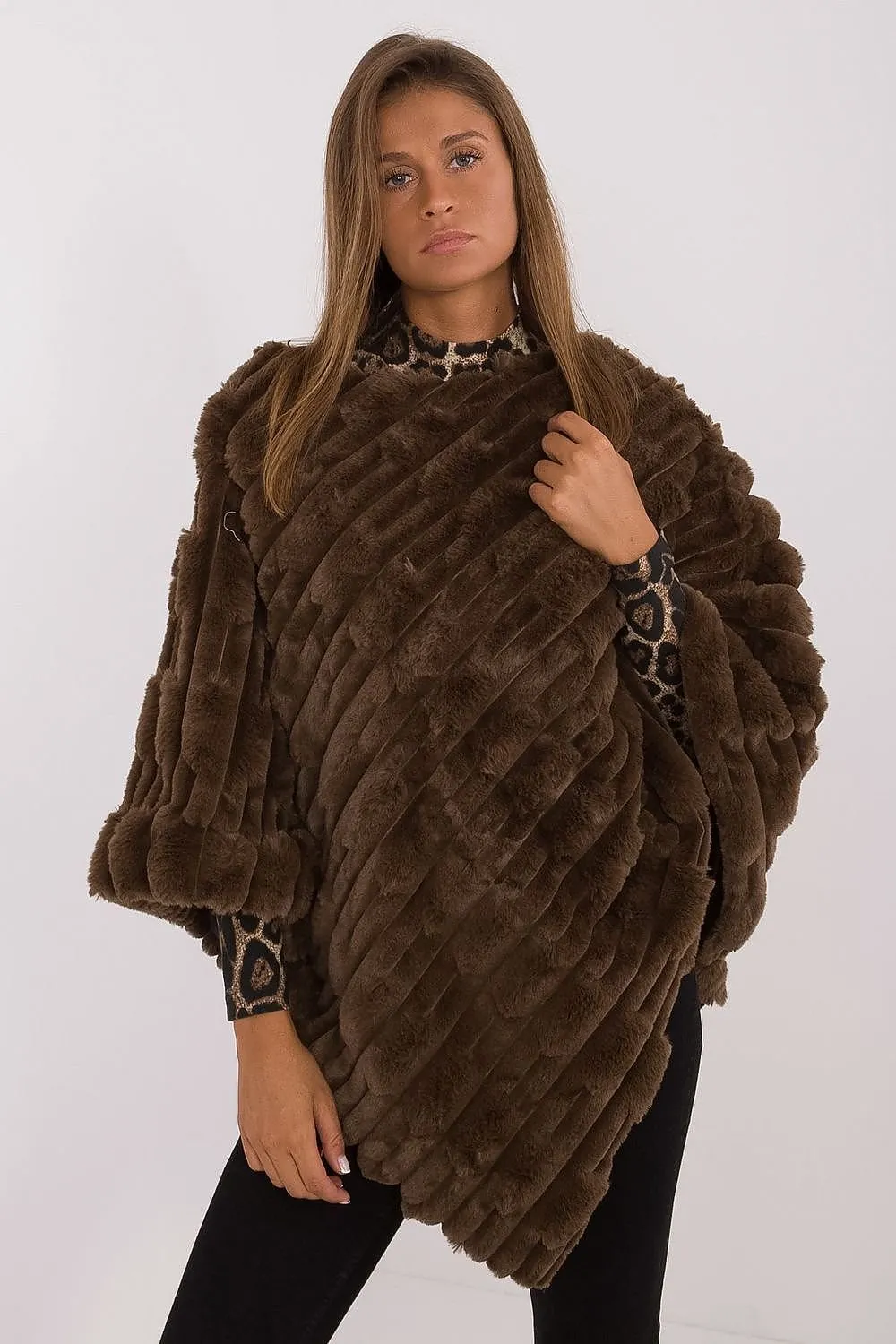 TEEK - Soft Plush Poncho