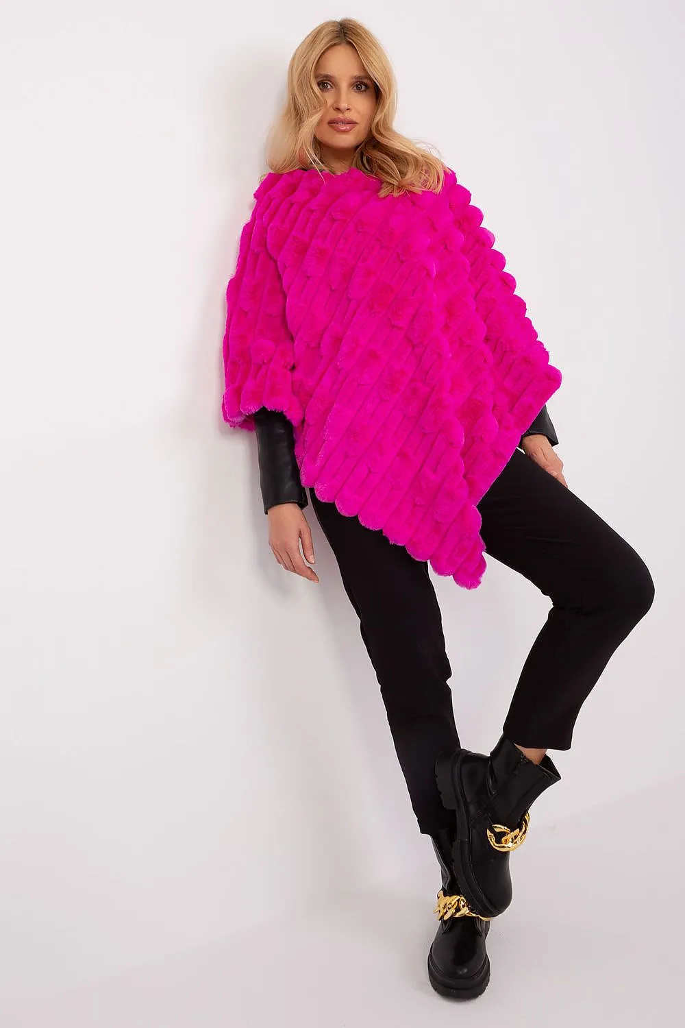 TEEK - Soft Plush Poncho