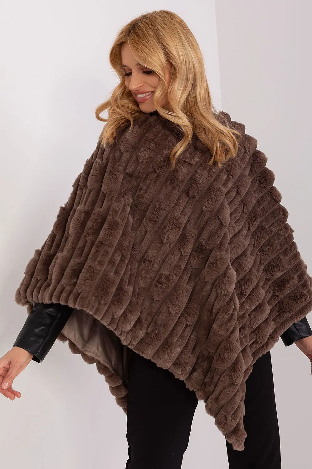 TEEK - Soft Plush Poncho