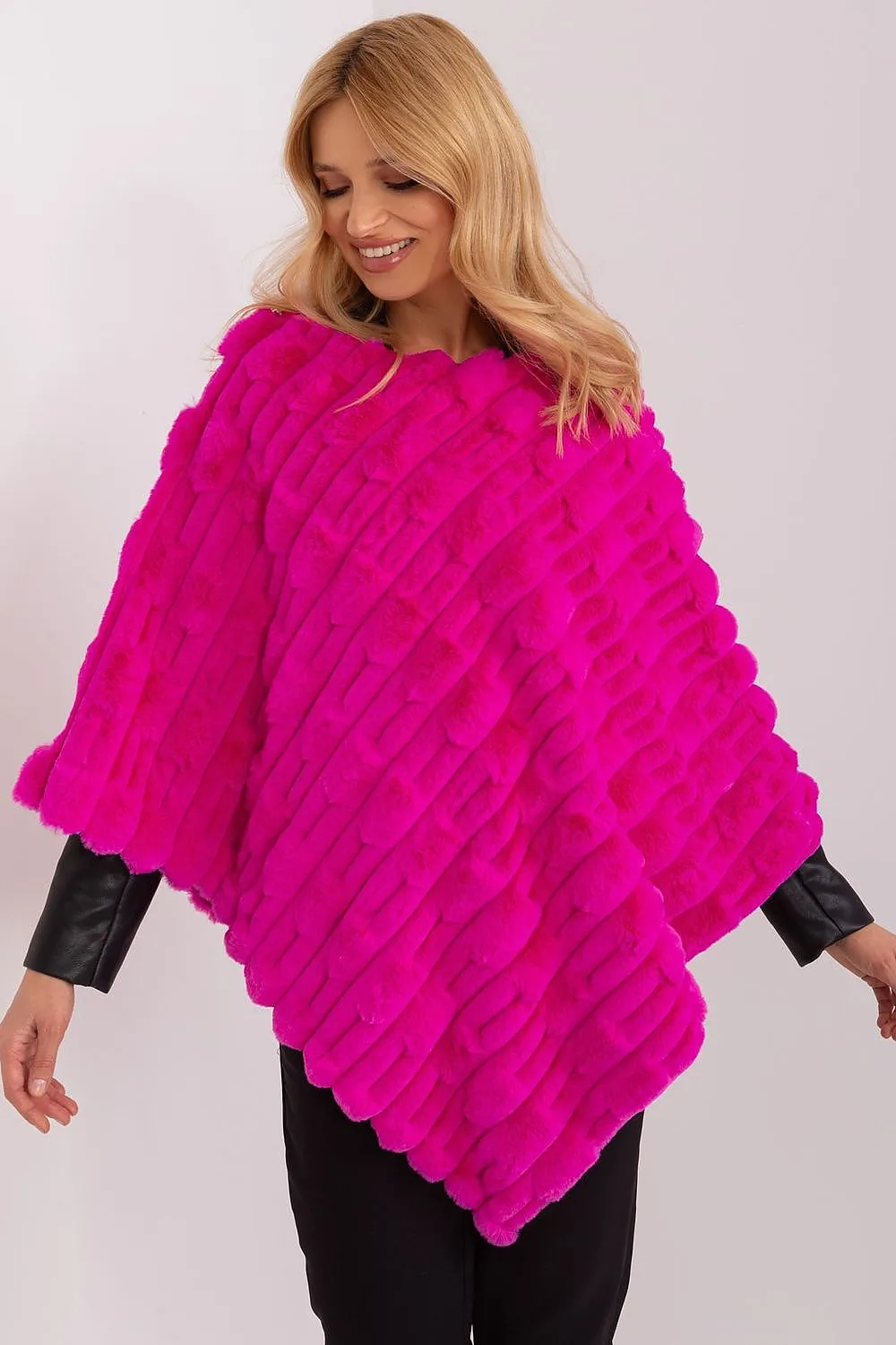 TEEK - Soft Plush Poncho