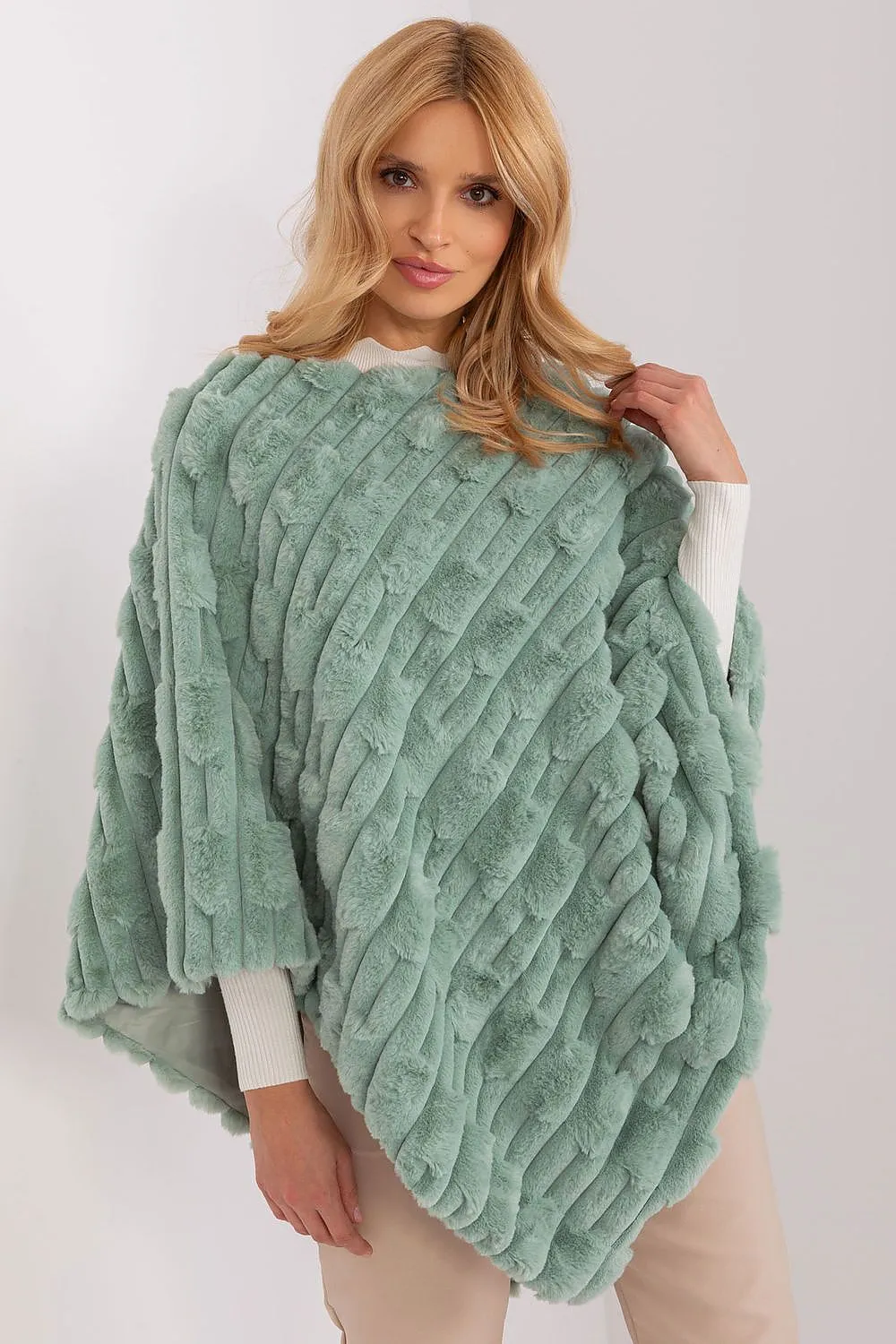 TEEK - Soft Plush Poncho