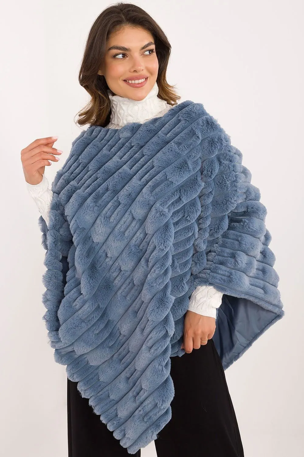 TEEK - Soft Plush Poncho