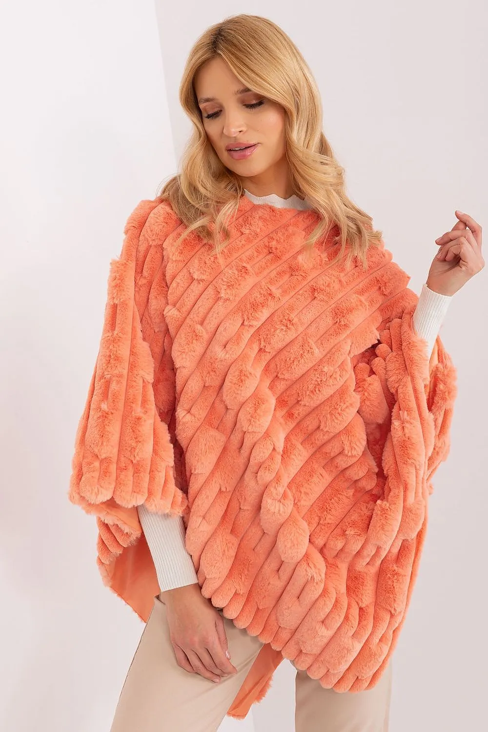 TEEK - Soft Plush Poncho